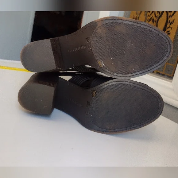 Lucky Brand, Women's Size 8 Black Heeled Boots with Cage Design Comes With Box. - Picture 5 of 5